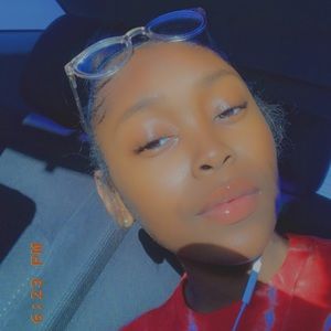 Meet your Posher, Allyson